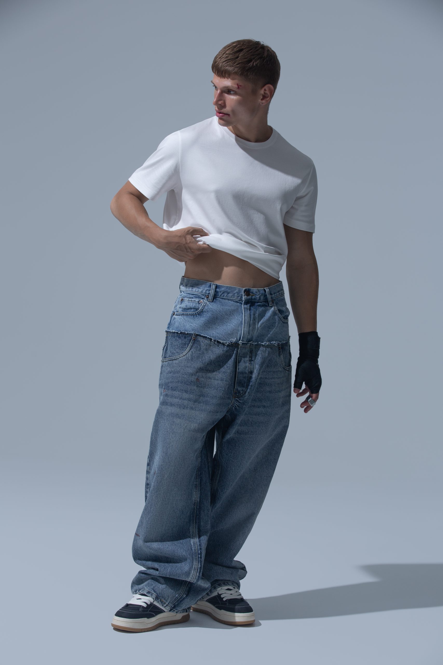 xdfcgvhbjn6713